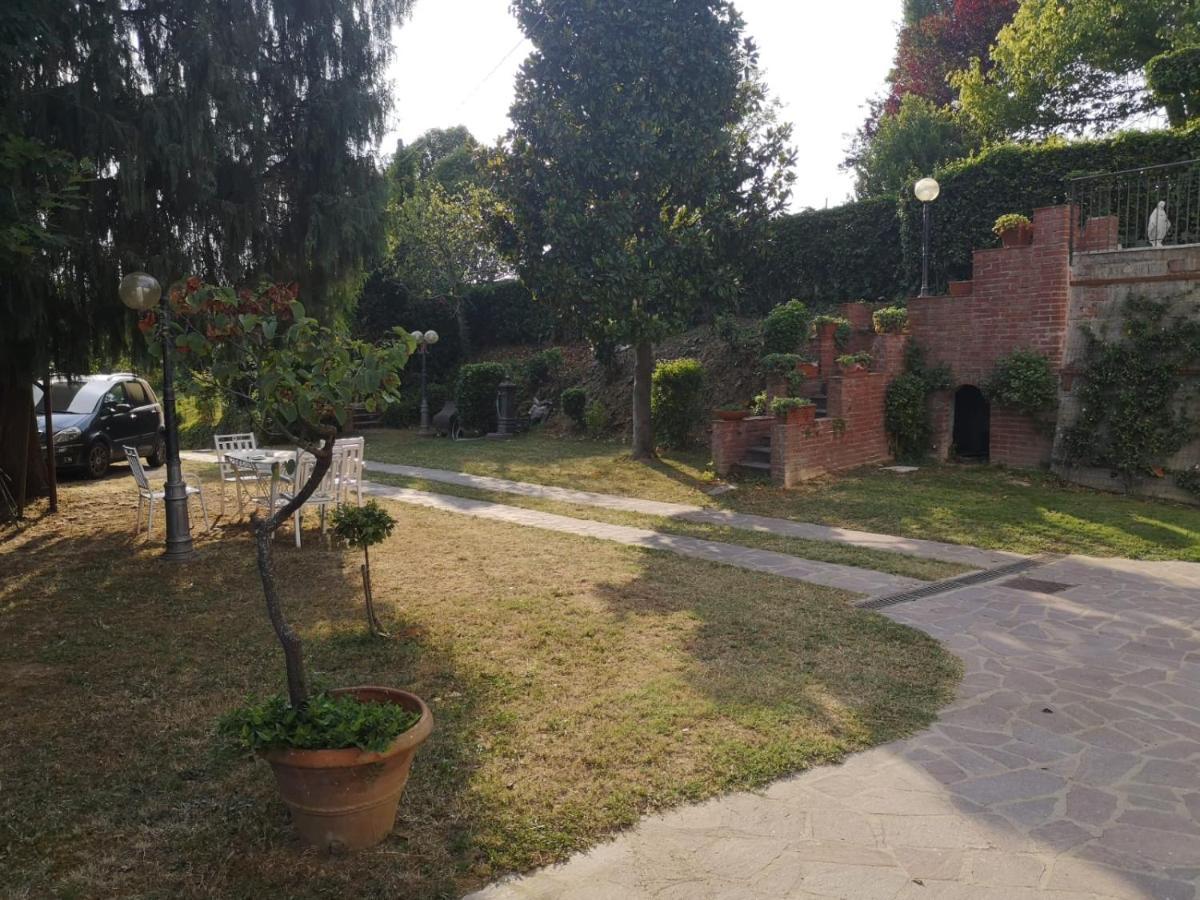 B&B Le Rose Di Paola Santa Maria a Monte Bagian luar foto